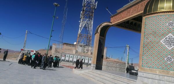غبارروبی گلزار شهدا 