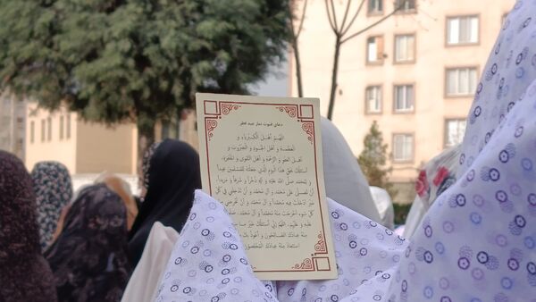 تجلی وحدت و همدلی در صفوف نماز عید فطر ملارد