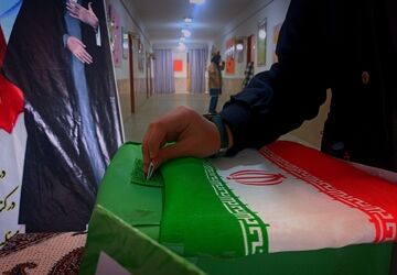 انتخابات شورای دانش‌آموزی در دبیرستان شهدا آباده