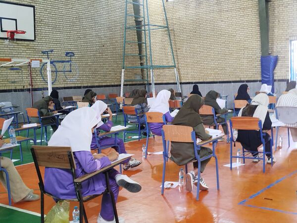 برگزاری آزمون ورودی مدارس تیزهوشان مقطع متوسطه اول در فاروج