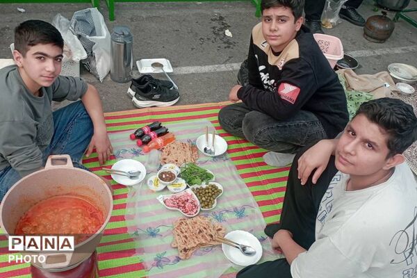کارگاه آشپزی؛در مدرسه موعود بهارستان یک