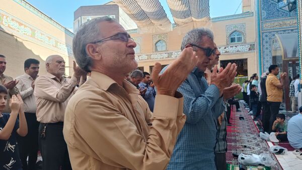 راهپیمایی مردم ولایتمدار شهرستان ورامین در محکومیت رژیم صهیونسیتی 