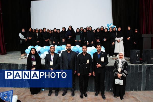 دانشجو؛ پرچم‌دار امید، آگاهی و حرکت به سوی پیشرفت