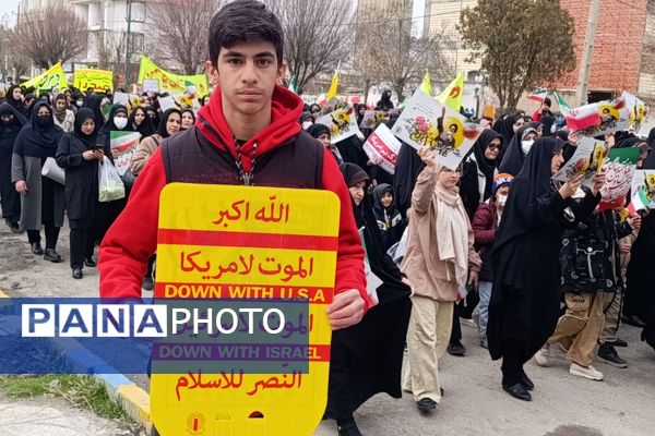 راهپیمایی باشکوه ۲۲ بهمن در اسلام‌آباد غرب