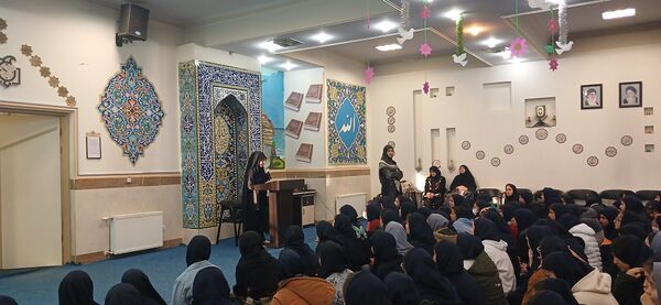 مراسم شهادت حضرت فاطمه زهرا(س) در دبیرستان شهید تیمسار فلاحی 
