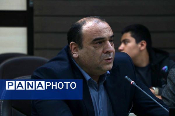 هنرمندان استان خراسان رضوی با استاندار خراسان رضوی دیدار کردند 