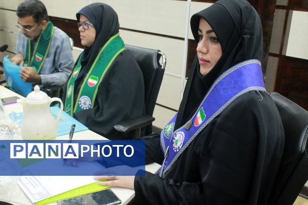 تجلیل از مربیان پیشتاز، مسئولان و فعالان سازمان دانش‌آموزی استان بوشهر