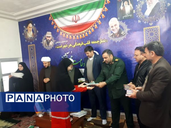 دیدار فرماندار سملقان با بانوان شاغل شهرستان 