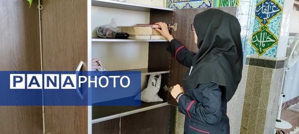 استقبال بی‌نظیر دانش‌آموزان از برگزاری نماز جماعت و زیارت عاشورا در مدرسه قاضی طباطبایی اسلامشهر