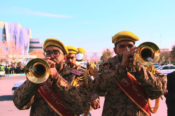 آیین اهتزار‌ و‌ احترام به پرچم مقدس‌جمهوری‌ اسلامی در یزد