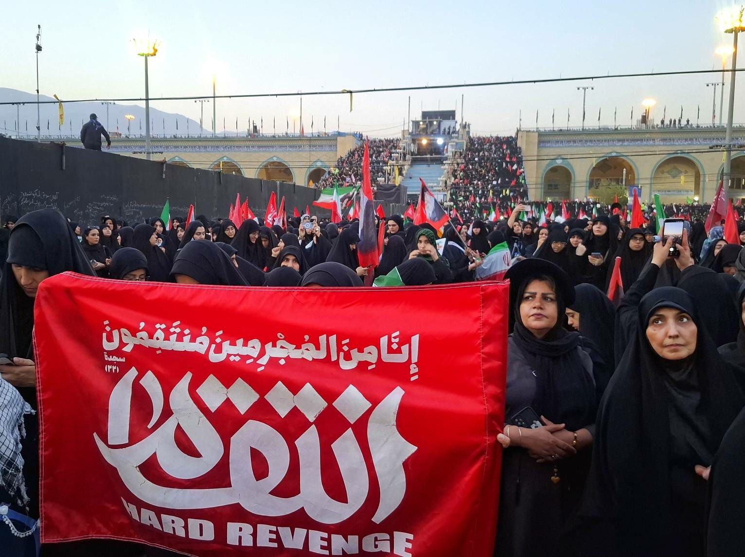 وداع با رهبر شهید؛ پیمان ابدی برای ادامه راه