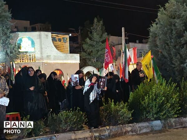 حماسه آفرینان جاودان در دل میدان خیابان