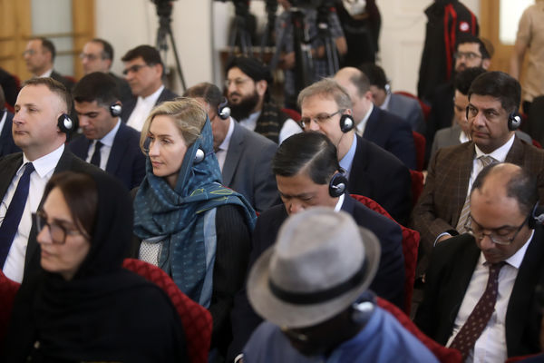 نشست معاون حقوقی و بین المللی وزیر امور خارجه با سفرا و روسای نمایندگی‌های خارجی
