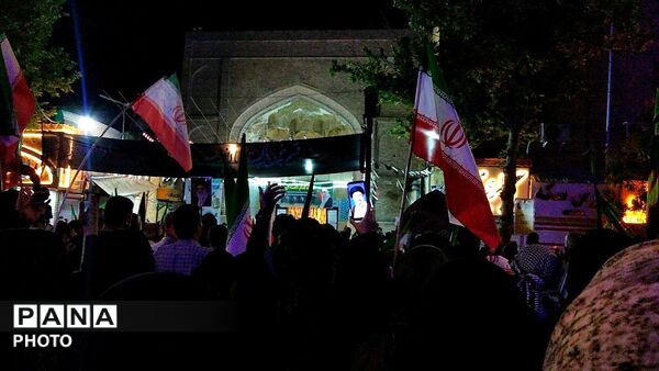 تجمع خودجوشانه مردم برای خونخواهی رهبر شهید مردم نیشابور