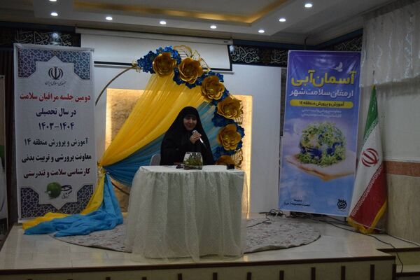 ارتقای سلامت دانش‌آموزان با برگزاری کارگاه آموزشی در مدرسه دخترانه حضرت معصومه(س)
