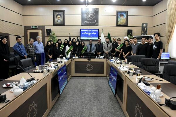تقدیر از شهرداران مدارس آموزش و پرورش منطقه ۱۴ 