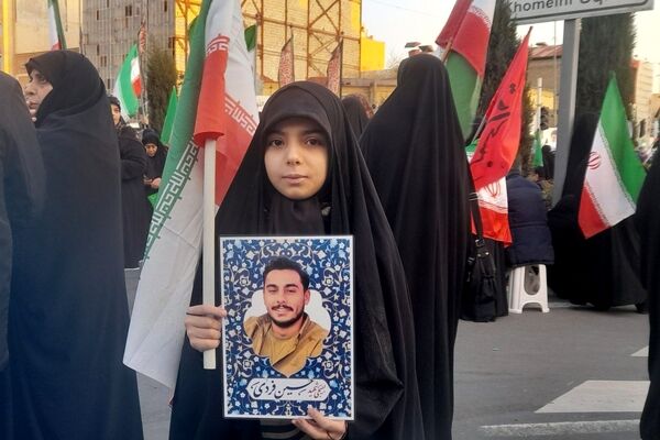 مردم تهران؛ پای کار انقلاب