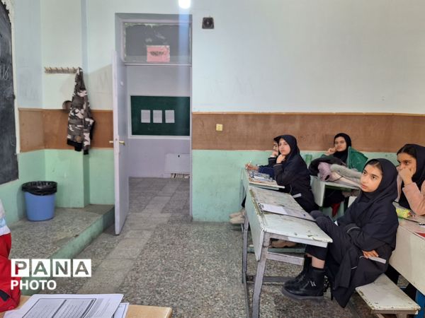 آموزش‌های امدادی طرح دادرس در مدارس شهریار