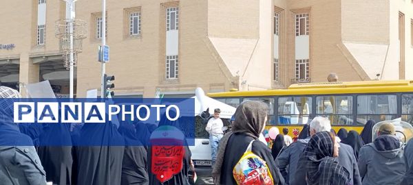 راهپیمایی بزرگ یوم الله ۲۲ بهمن ماه در اصفهان 