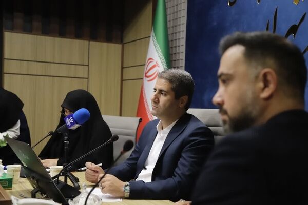نشست صمیمانه مدیرکل آموزش و پرورش شهر تهران با دانش‌آموز خبرنگاران منتخب پانا به مناسبت روز خبرنگار