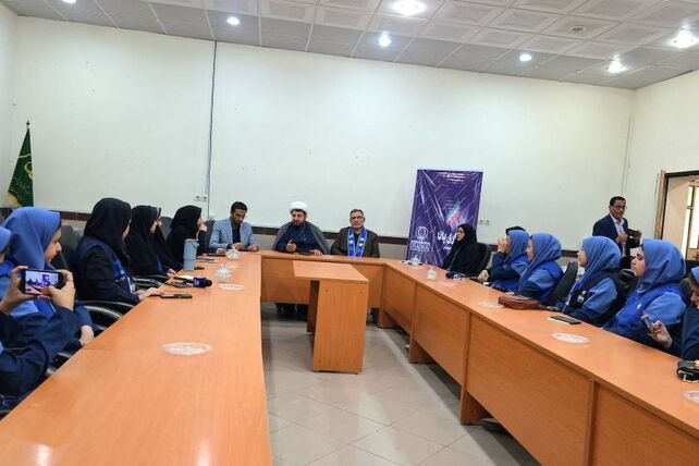 نشست معاون پرورشی و فرهنگی اداره کل آموزش و پرورش خوزستان با دانش آموز خبرنگاران پانا 
