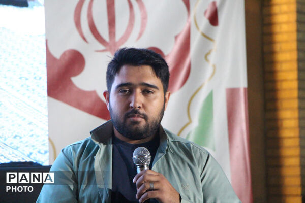 محفل شعرای یزدی در روز دختر