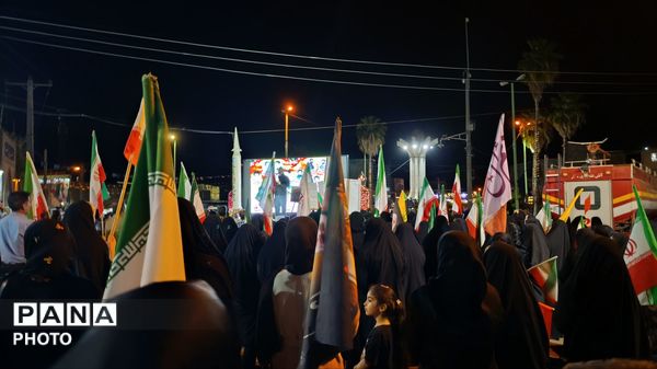 مردم هویزه ثانی شهرستان پلدختر باز هم میدان دار وفاداری شدند