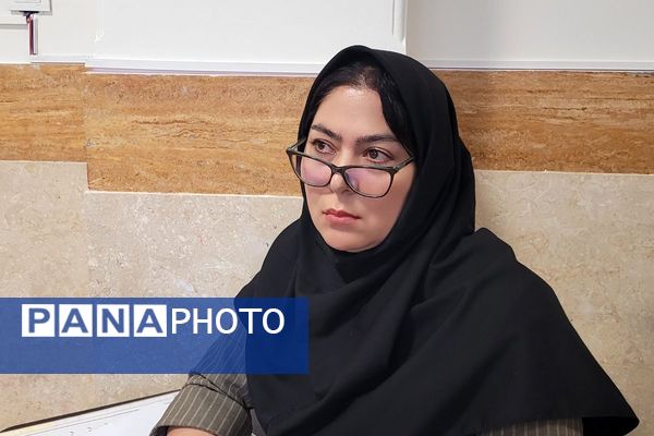 جلسه شورای معلمان دبیرستان نمونه دولتی ولایت