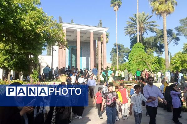 به مناسبت هفته سعدی شیرازی 