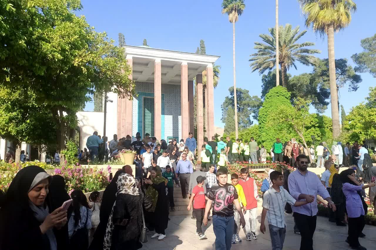 به مناسبت هفته سعدی شیرازی 
