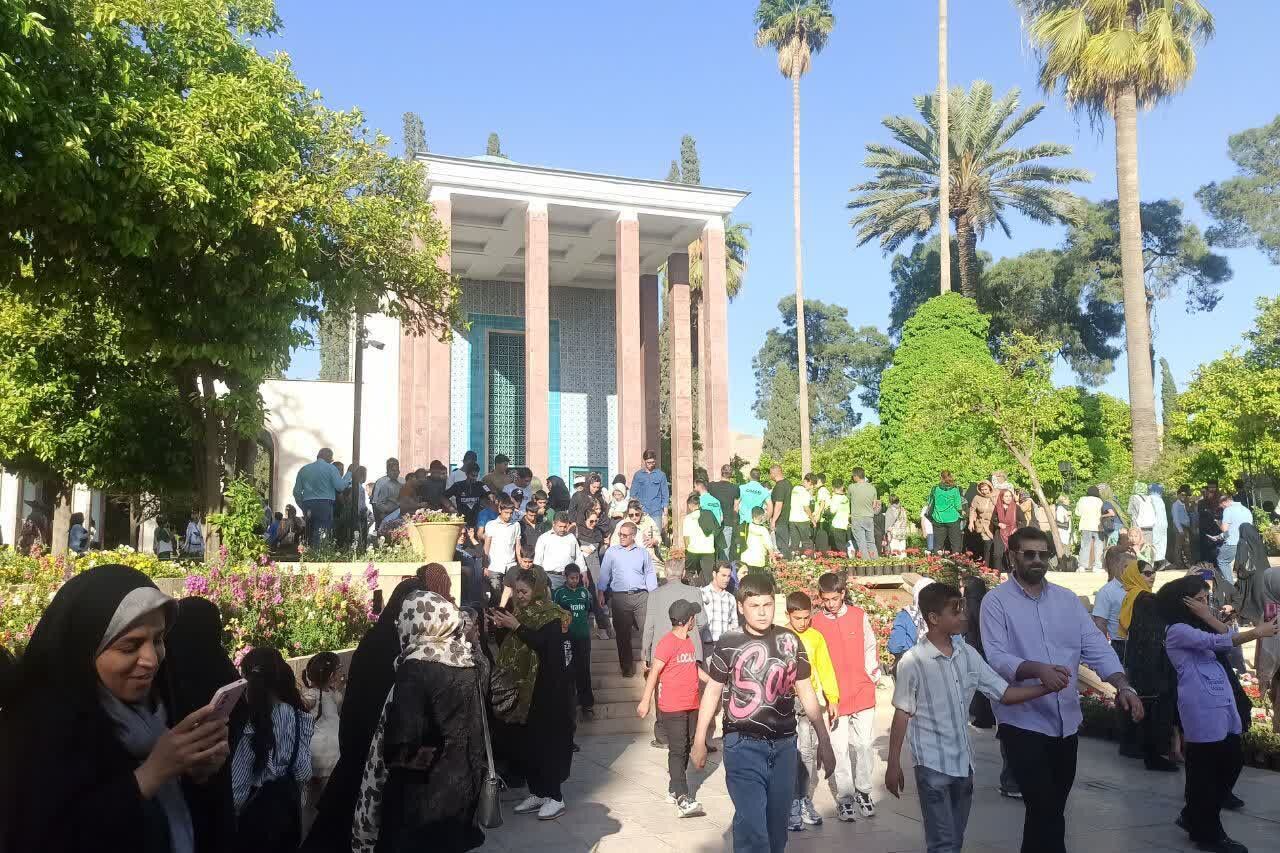 به مناسبت هفته سعدی شیرازی 
