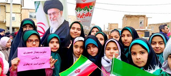 راهپیمایی ۲۲ بهمن در علی‌آباد