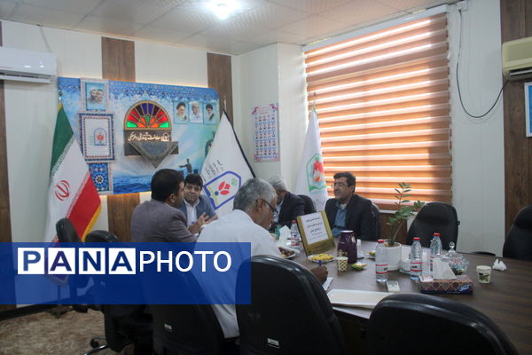 نشست هم‌اندیشی معاونت پرورشی و فرهنگی و مدیران اردوگاه‌های استان بوشهر