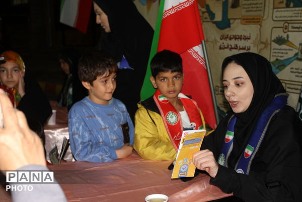 موکب  انرژی در خیابان‌های زنجان؛ کلاس درسی که صرفه‌جویی را مشق می‌کند
