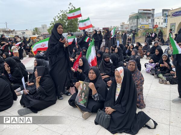 بیعت مردم جزیره قشم با آیت‌الله سید مجتبی حسینی خامنه‌ای 