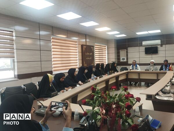 مراسم تجلیل از دانش آموزان فعال پانا ناحیه دو مشهد