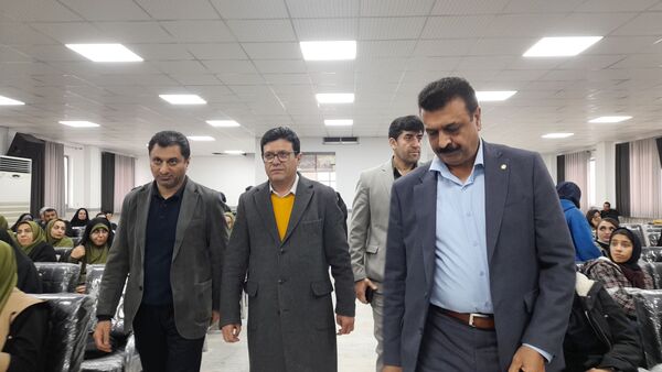 آیین گرامیداشت هفته پژوهش در شهرستان قائمشهر 