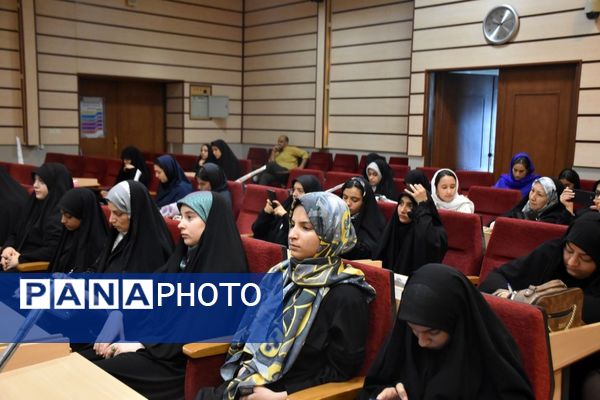 برگزاری جلسه سوم طرح «خبرنگار شو» در اداره آموزش و پرورش ناحیه‌ یک‌ مشهد مقدس