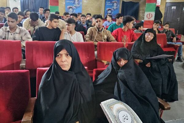 یادواره شهدای دانش‌آموز شهرستان ورامین 