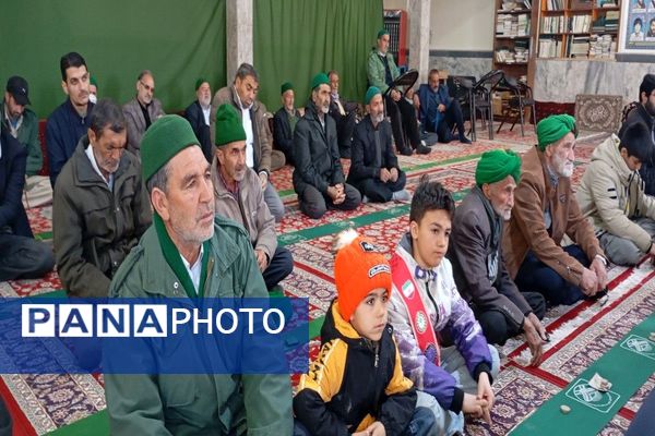 اقامه نماز عبادی،سیاسی جمعه همزمان با ایام دهه فجر در شهر بار نیشابور