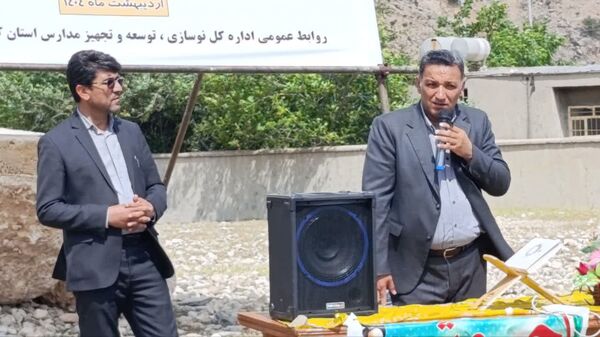 آیین کلنگ‌زنی مدرسه 12 کلاسه در دیشموک 