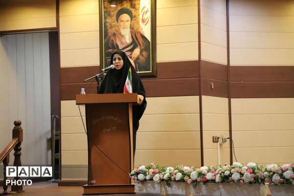 از امروز برای مهر؛ گردهمایی مدیران منطقه ۱۳ 