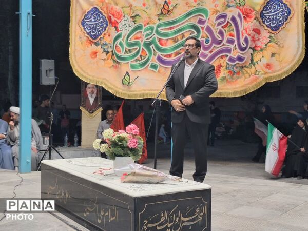 جشن میلاد حضرت زینب (سلام‌الله علیها) در جوار مزار شهید گمنام شهرک آزادی