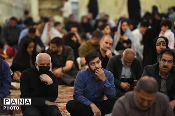 ویژه برنامه ولادت با سعادت حضرت معصومه (س) در آستان مقدس سید الکریم با حضور خادمین حرم حضرت فاطمه معصومه