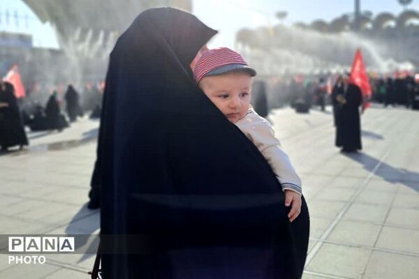 روایت  اشک‌ و دلدادگی  در مصلی