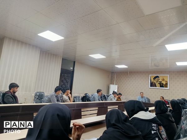 کارگاه مشاوره کنکور سراسری در شهرستان سیروان