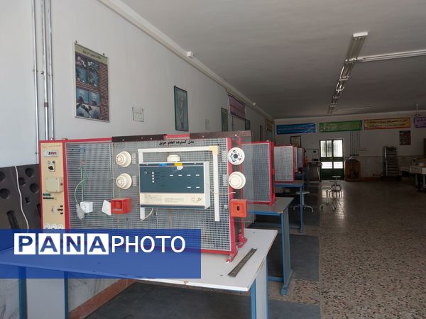 بازدید از مرکز فنی‌وحرفه‌ای حاجی‌آباد