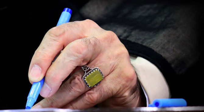 پیام تسلیت رهبر انقلاب در پی درگذشت خیّرِ نیکوکار حاج حسین مهدیان