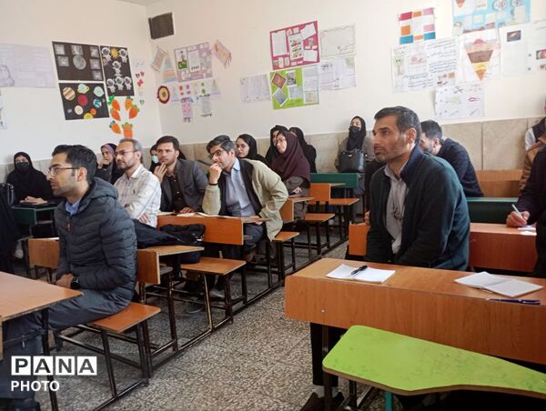 کلاس های آموزش خود امدادی و بهداشت دهان و دندان 