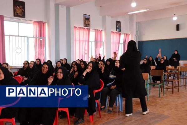 گامی در جهت هم‌افزایی تربیتی؛ جلسه انجمن اولیا هنرستان جنت